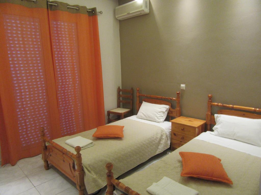 Aparthotel Avra 2*